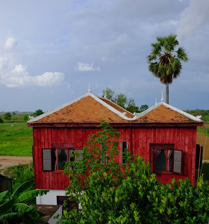 Red House Otel Koh Dach Dış mekan fotoğraf